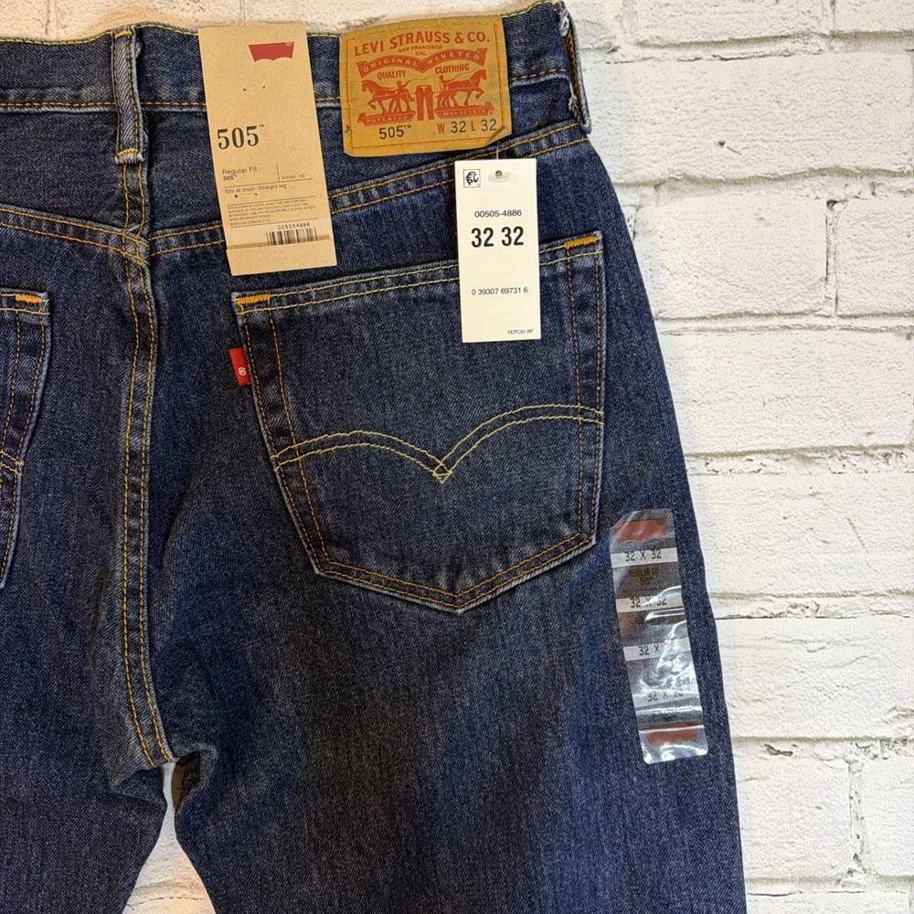 Levis 505 Jeans Mens 32x32 Blue Regular Fit Straight Leg Classic Denim NWT